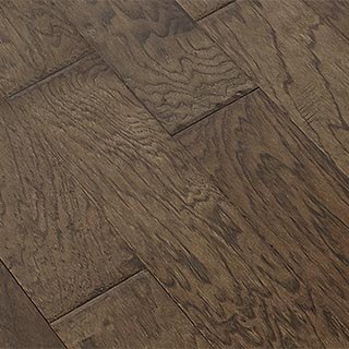Colonial Hickory Wood Flooring | Legacy flooring by Regal Hardwoods, shown in the maker&rsquo;s own photograph