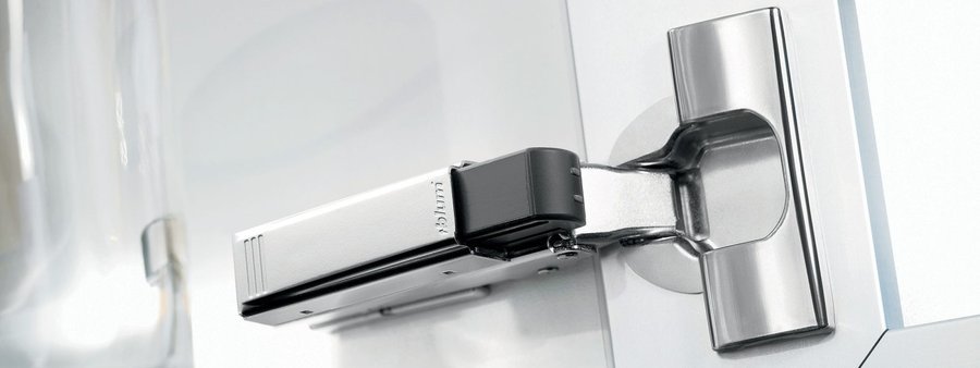 CLIP top, a hinges and slide by Blum, shown in the maker&rsquo;s own photograph