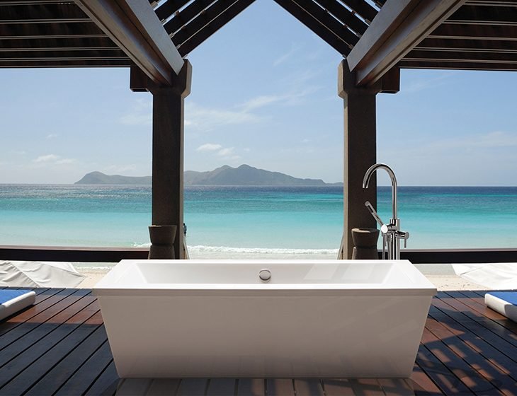 Andrea® 10, a tub in Acrylic or DoloMatte by MTI Baths