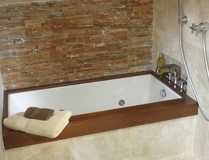 Andrea® 15, a tub in Acrylic or DoloMatte by MTI Baths