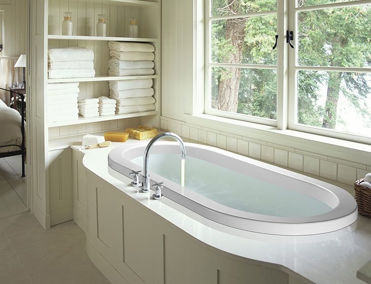 New Yorker 5, a tub in Acrylic or DoloMatte by MTI Baths