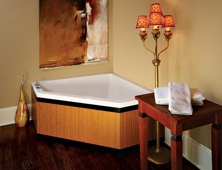 Deborah 1, a Acrylic tub by MTI Baths