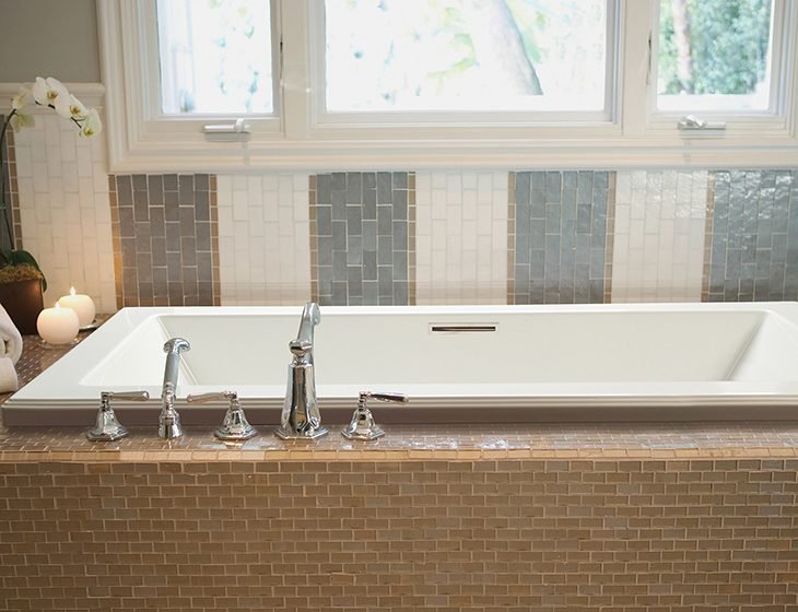 Madelyn 2, a tub in Acrylic or DoloMatte by MTI Baths