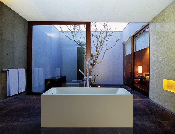 Maddux, a SculptureStone tub by MTI Baths
