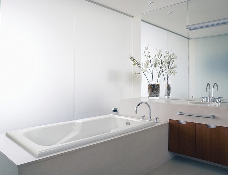 Wyndham 4, a tub in Acrylic or DoloMatte by MTI Baths