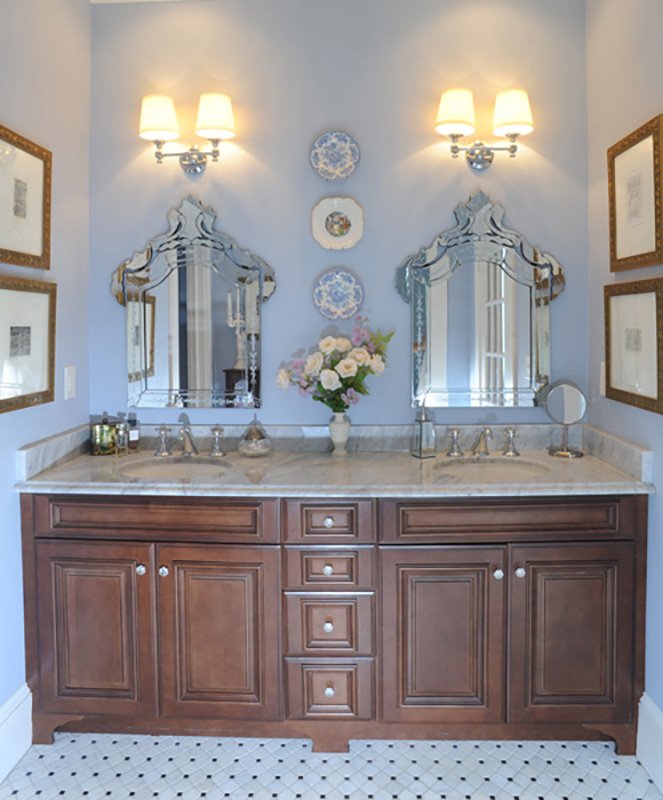 Executive Cabinetry bath gallery photo 2 by Executive